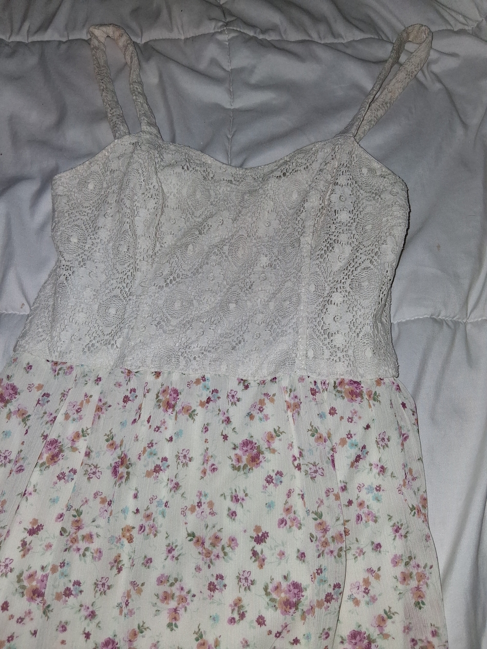 Mossimo Supply Co. White Lace Bodice Floral Maxi Dress